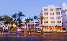 Clevelander Hotel